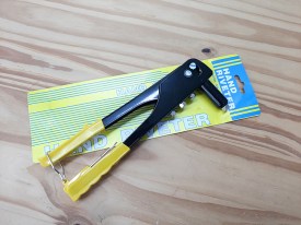 Remachadora blister HAND RIVETER